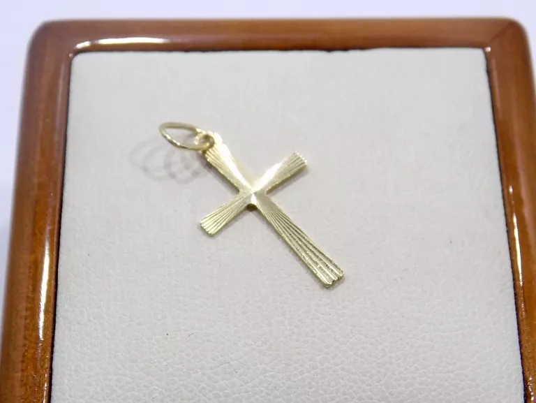 krzyzyk-zloty-waga-ok-071-proba-585-kamien-17088-524288