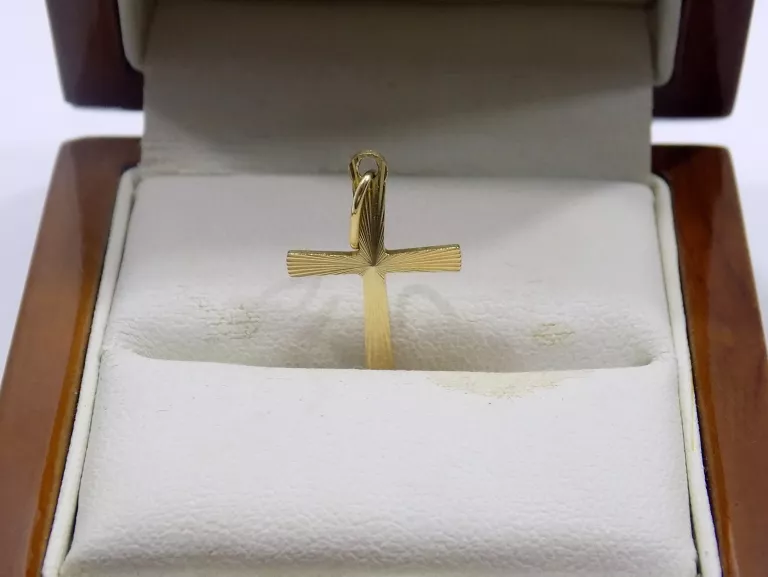 krzyzyk-zloty-waga-ok-071-proba-585-motyw-129129-20