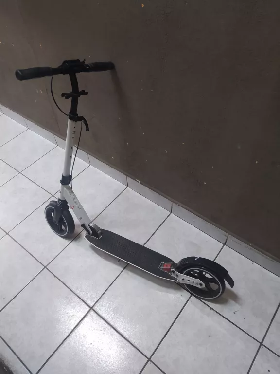 HULAJNOGA CRIVIT Z HAMULCEM
