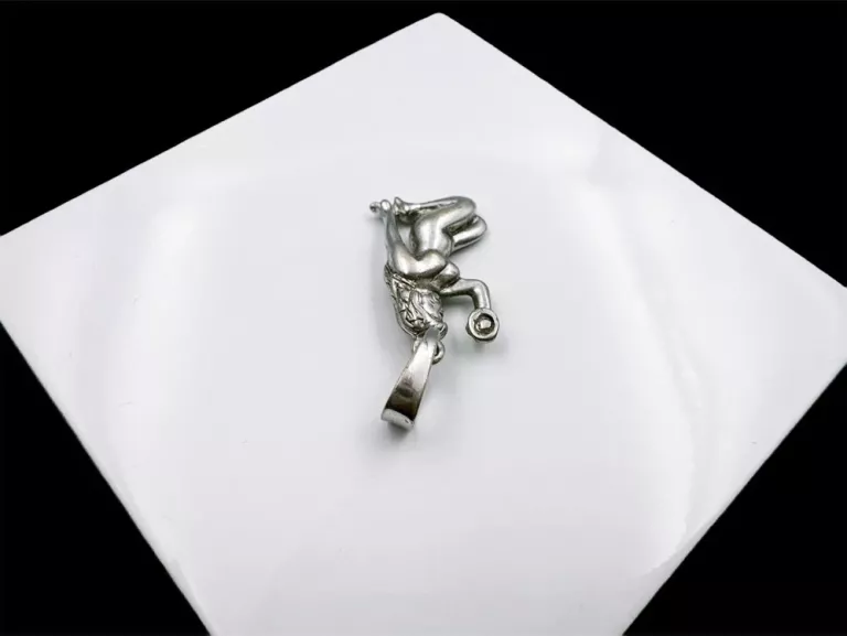SREBRNA ZAWIESZKA W 1,47 G PR 925