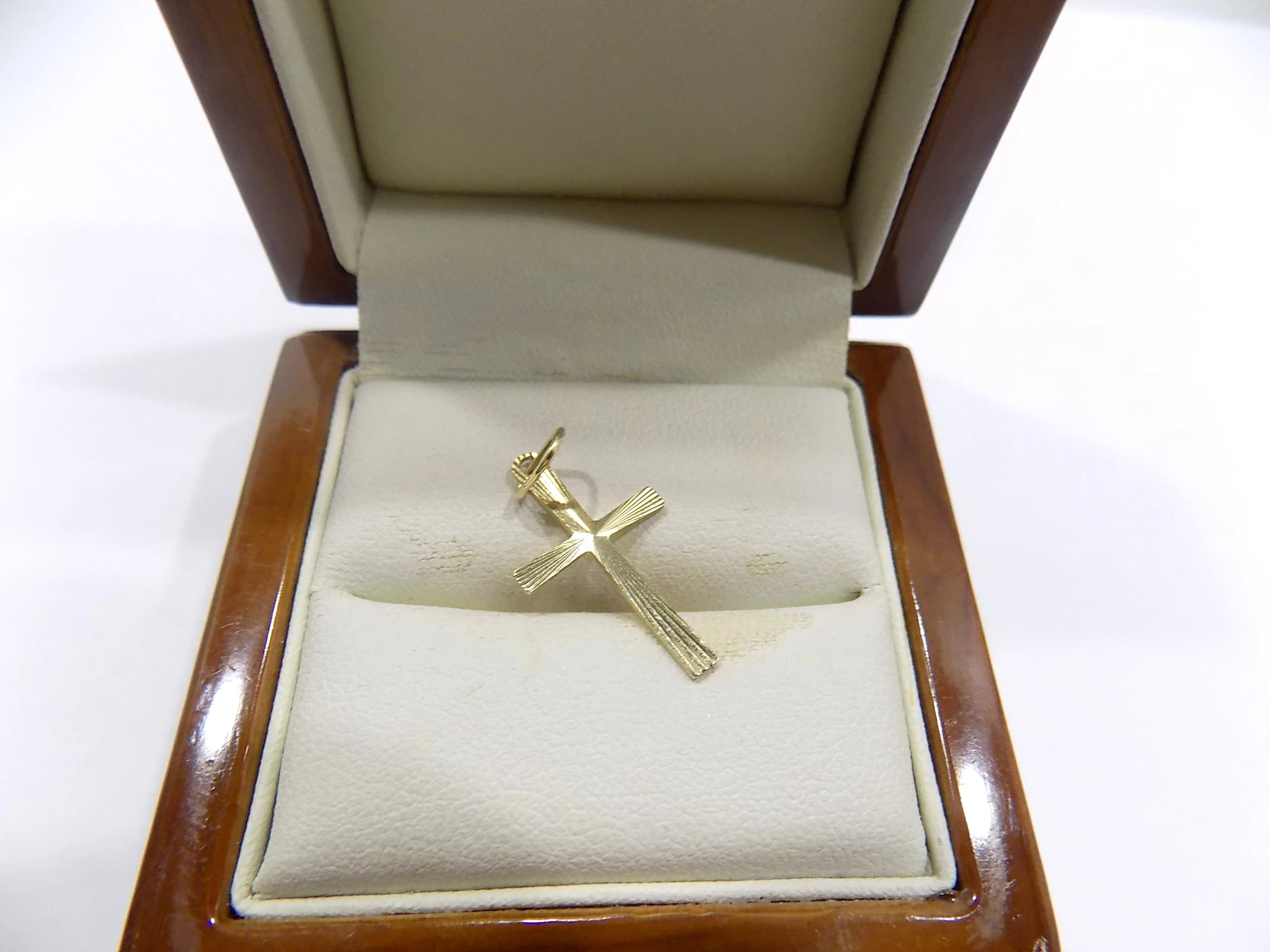 krzyzyk-zloty-waga-ok-071-proba-585-material-15835-2