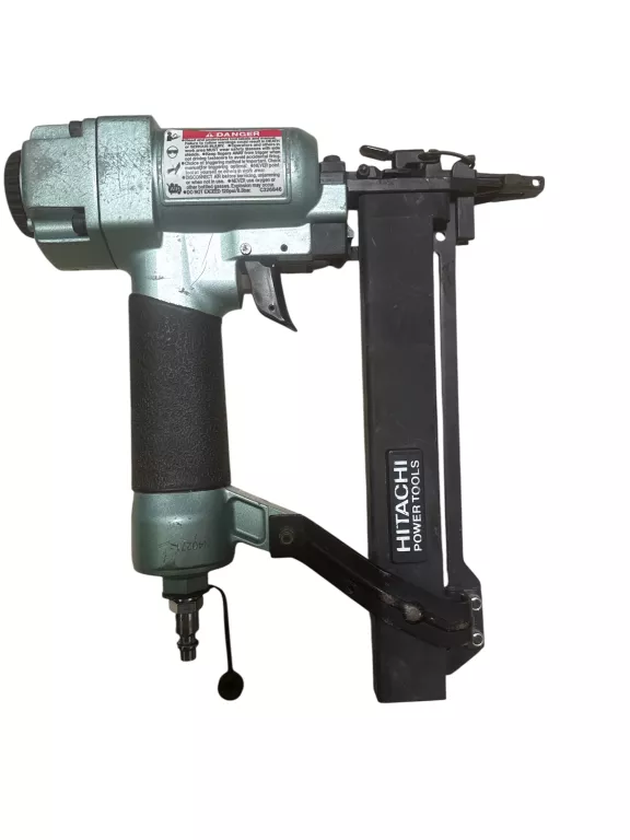 ZSZYWACZ HITACHI N 3804AB2+WALIZKA