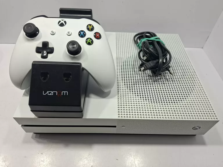 KONSOLA XBOX ONE S 500 GB 1 PAD