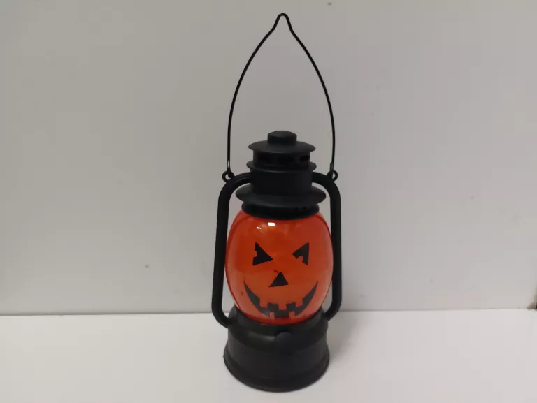 LAMPA HALLOWEN LED POLECAM!