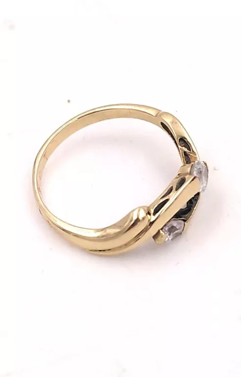 zachwycajacy-zloty-pierscionek-233g585-stan-11323-2