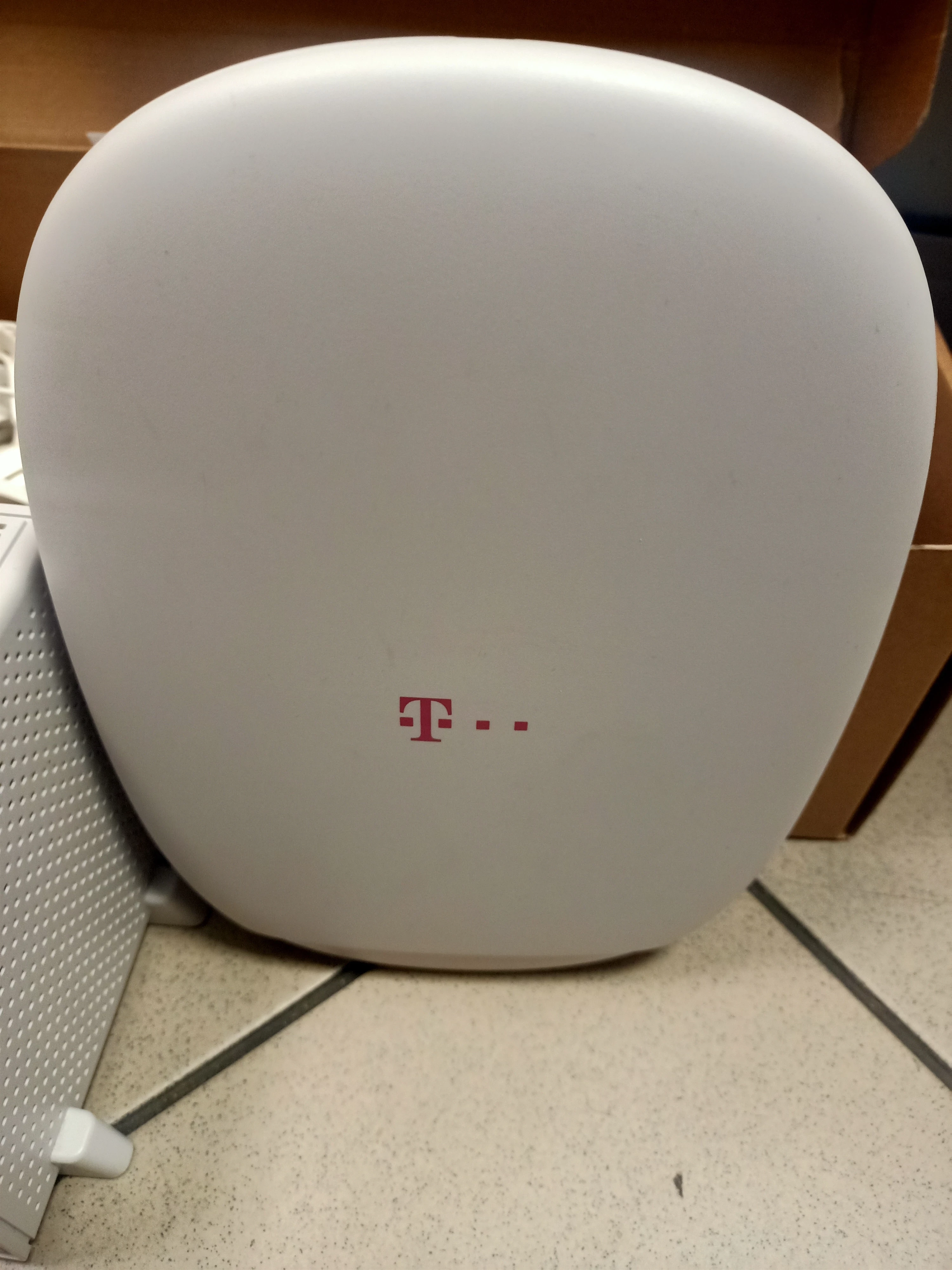 zestaw-router-zewnetrzny-wnc-internet-home-office-box-5g-odu-idu-ean-gtin-4021114351785