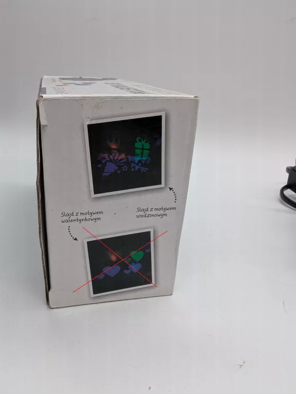 PROJEKTOR LED RUCHOME KSZTAŁTY KOLOROWY