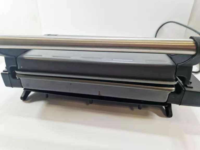 grill-elektryczny-delonghi-cg4001-1600w-delonghi-wysokosc-grilla-1590