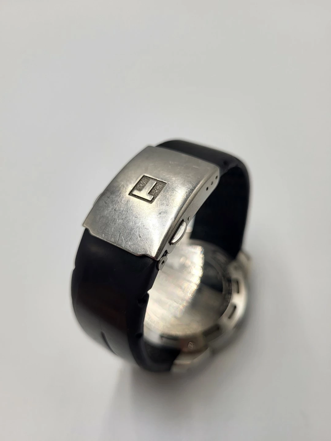 tissot-t-touch-expert-sapphire-titanium-t013420a-wodoszczelnosc-129221-2