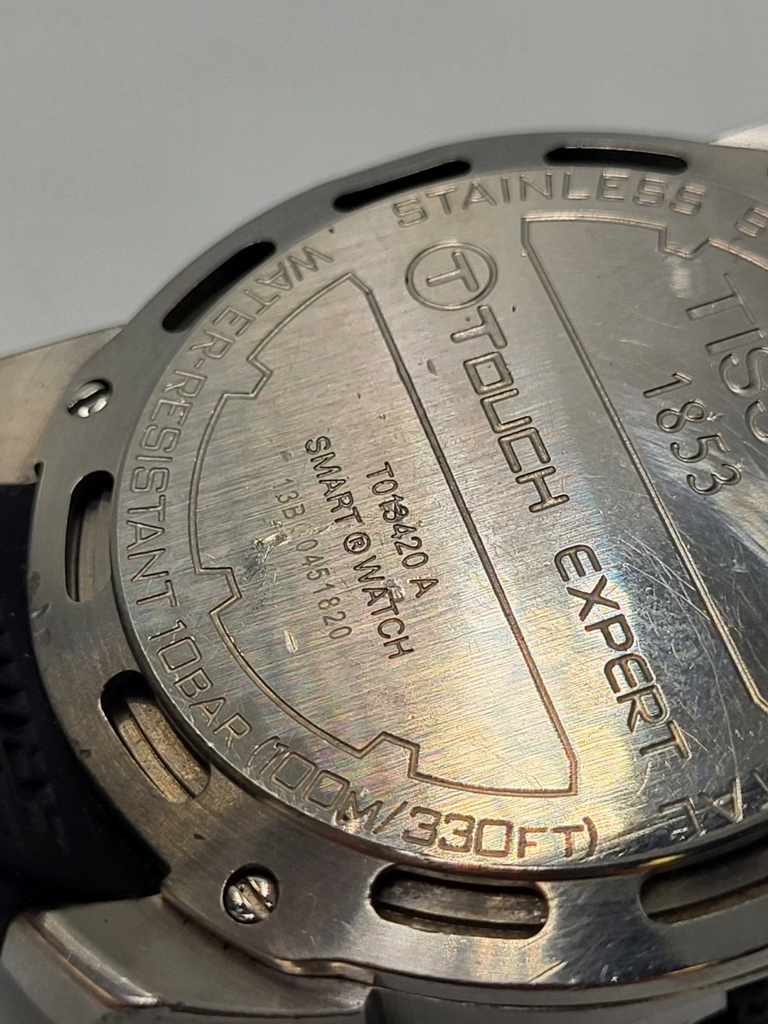 tissot-t-touch-expert-sapphire-titanium-t013420a-ksztalt-koperty-129223-2