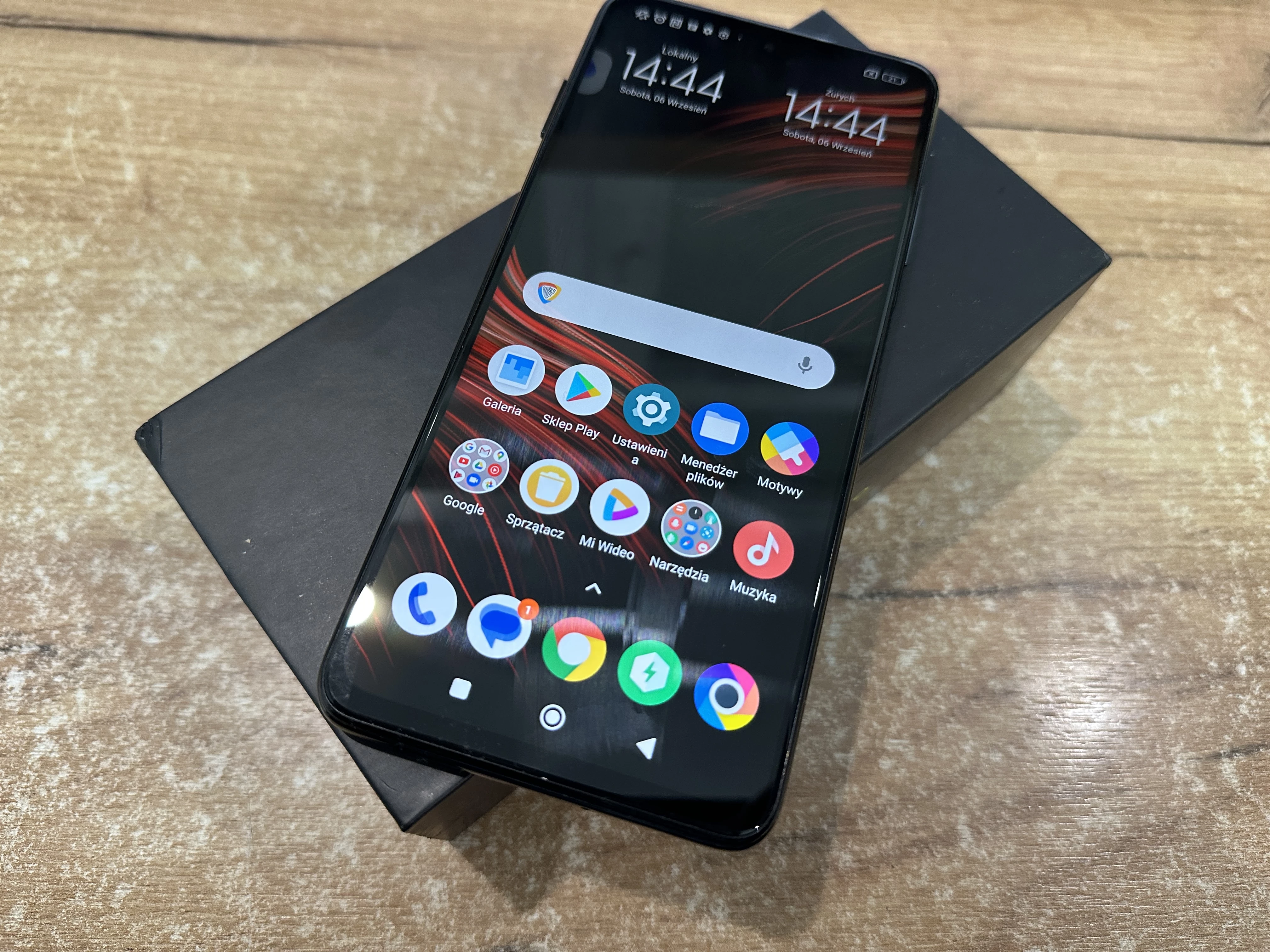 poco-x3-pro-pudelko-czytaj-opis-stary-rynek-9-sroda-wlkp