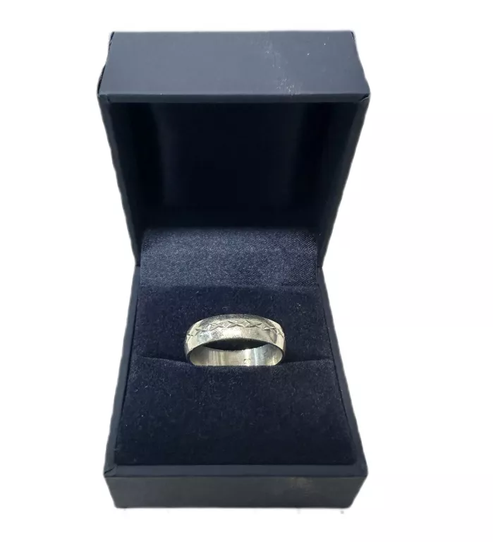 SREBRNA OBRĄCZKA 925/2.92G/R16