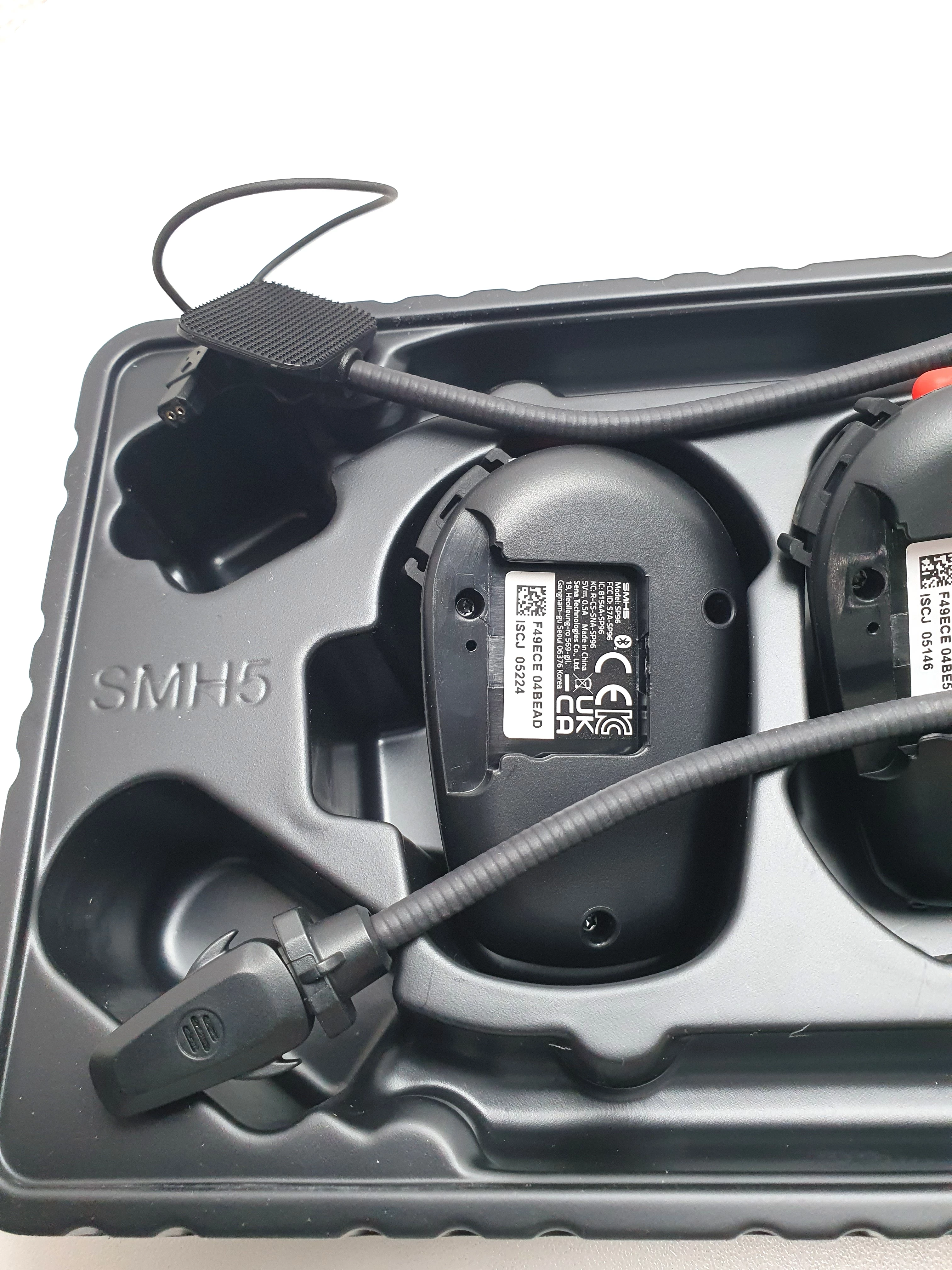 interkom-motocyklowy-sena-smh5-montaz-bazy-247033-1