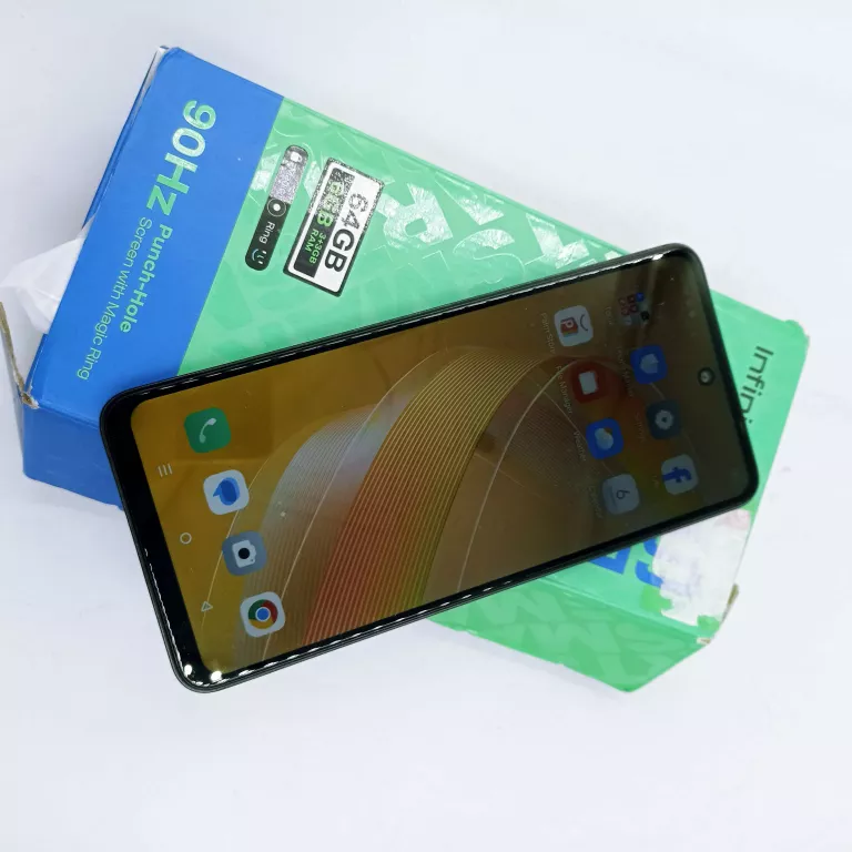 TELEFON INFINIX SMART 8
