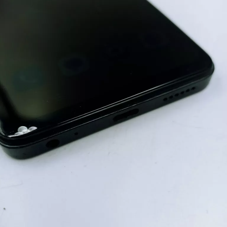 TELEFON INFINIX SMART 8