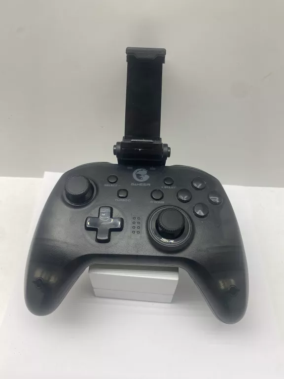 KONTROLER GAMESIR T4 PRO Z FUNKCJĄ TURBO I 4 PROGRAMOWALNYMI PRZYCISKAMI