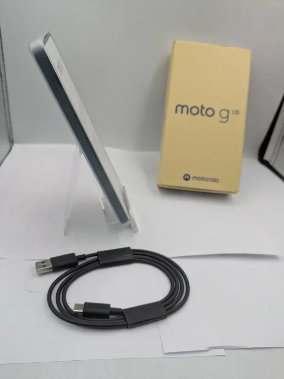TELEFON MOTOROLA MOTO G05 8GB/128GB KOMPLET