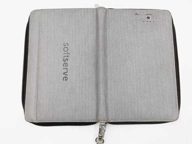 ETUI Z POWERBANKIEM DO TABLETA SOFTSERVE - PORTFOLIO
