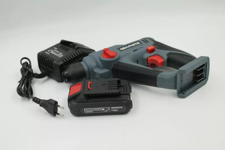 MŁOTOWIERTARKA MŁOT 2.0AH AKU 18V GRAPHITE 58G009 + AKU. 2AH Z ŁADOWARKĄ