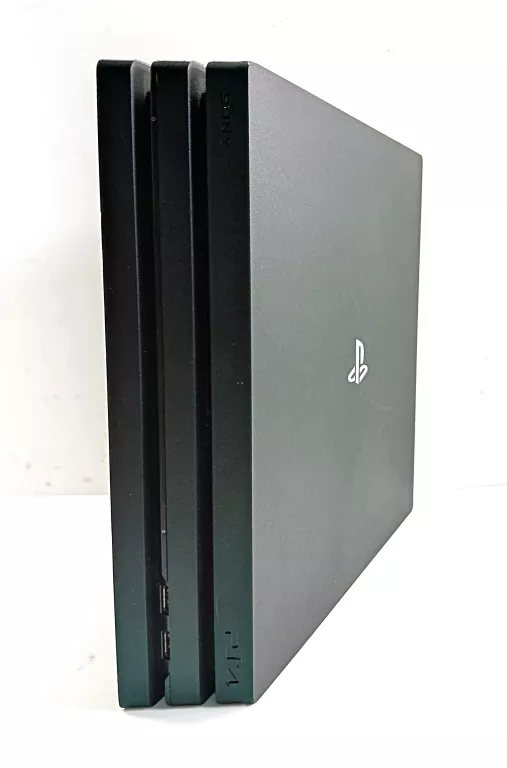 KONSOLA PS4 PRO 1TB + PAD