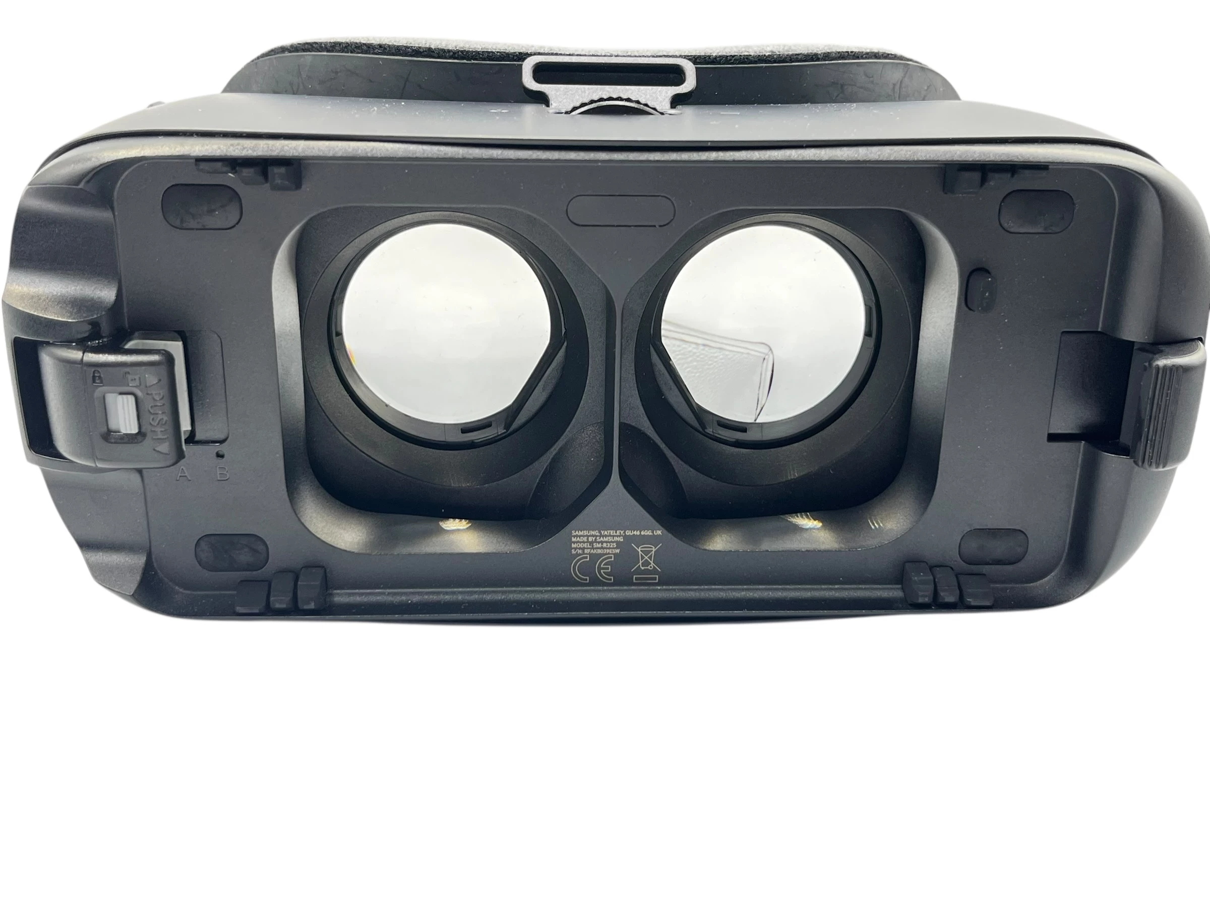 okulary-vr-samsung-gear-vr-sm-r325-z-kontrolerem-do-smartfona-galaxy-stan-11323-2