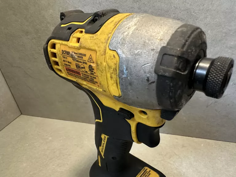 ZAKRĘTARKA DEWALT DCF809 +AKU