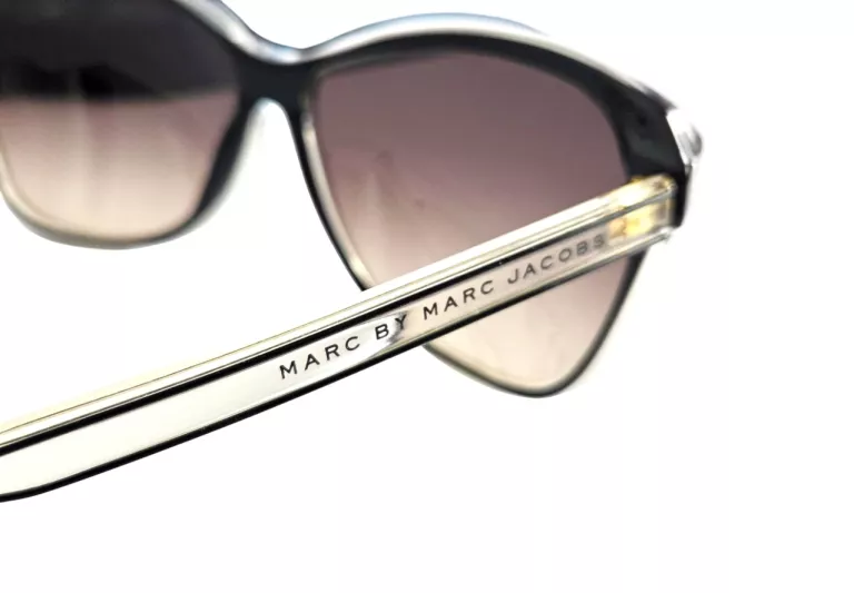 OKULARY PRZECIWSŁONECZNE MARC JACOBS MMJ235