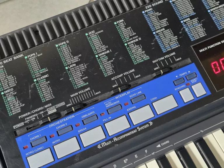 KEYBOARD CASIO CT-670