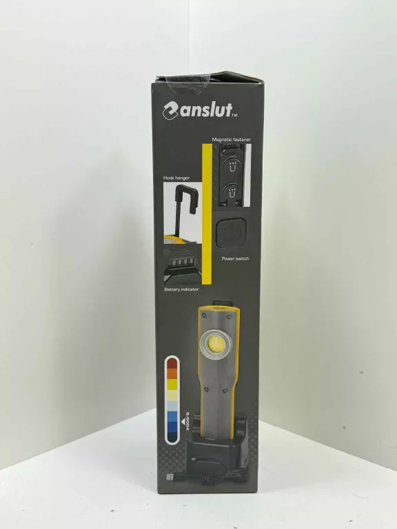 LAMPA ROBOCZA LED Z ŁADOWARKĄ 1300 LM 6500 K / 10 W IP54