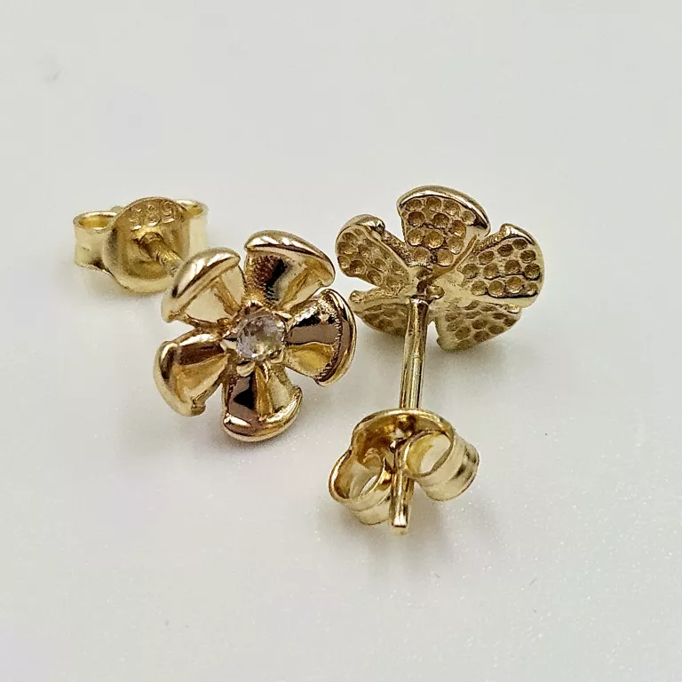 NIENOSZONE ZŁOTE KOLCZYKI Z CYRKONIĄ KWIATEK SZTYFT 585 1.36G 1CM