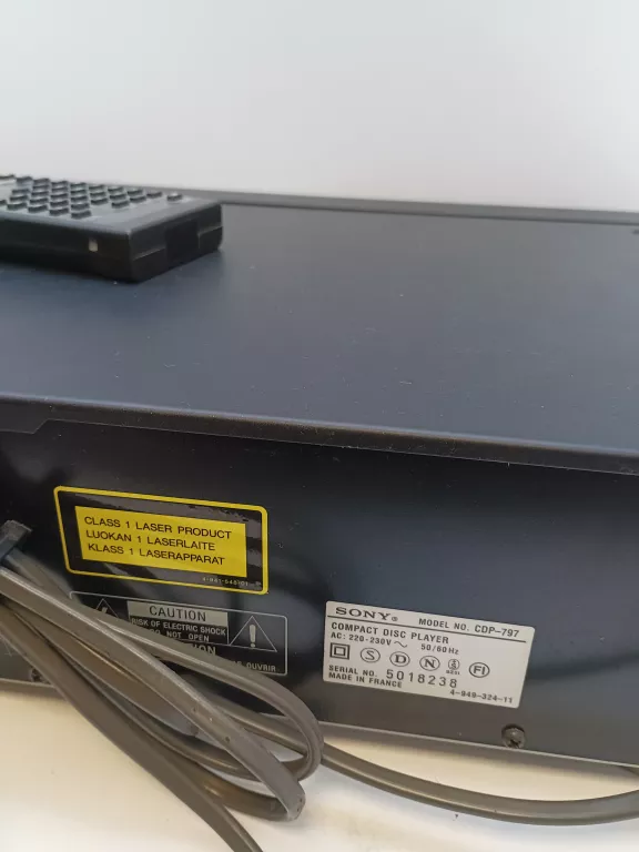 odtwarzacz-sony-cdp-797-pilot-kolor-718-1