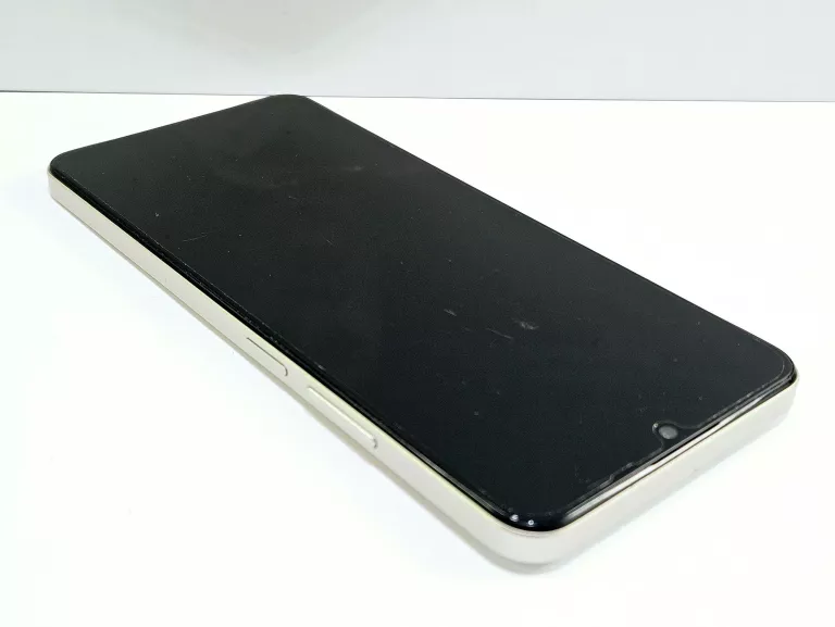 TELEFON REALME C53 6/128GB