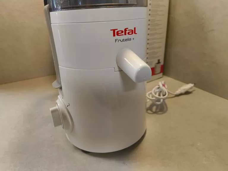 SOKOWIROWKA TEFAL ZE3701 350W