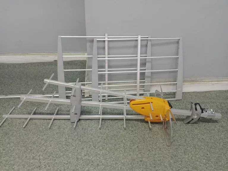 ANTENA ZEWNĘTRZNA TELEVES BOSS T-FORCE