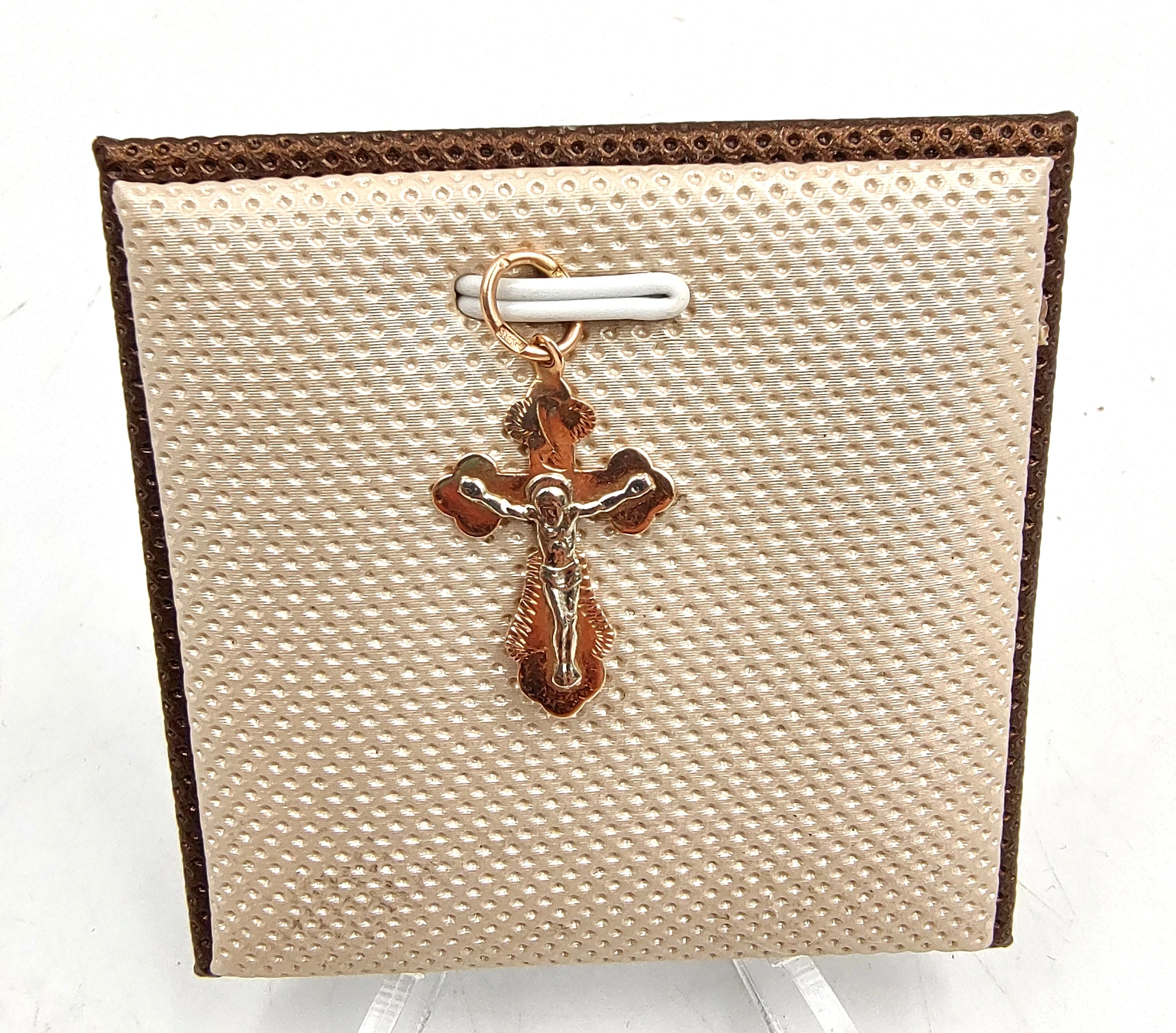 delikatna-zlota-zawieszka-krzyzyk-585078g-i-armii-wojska-polskiego-10e-kolobrzeg