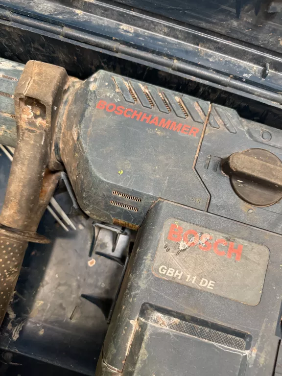 mlot-wyburzeniowy-bosch-gbh-11de-1500w-walizka-typ-uchwytu-128474-2