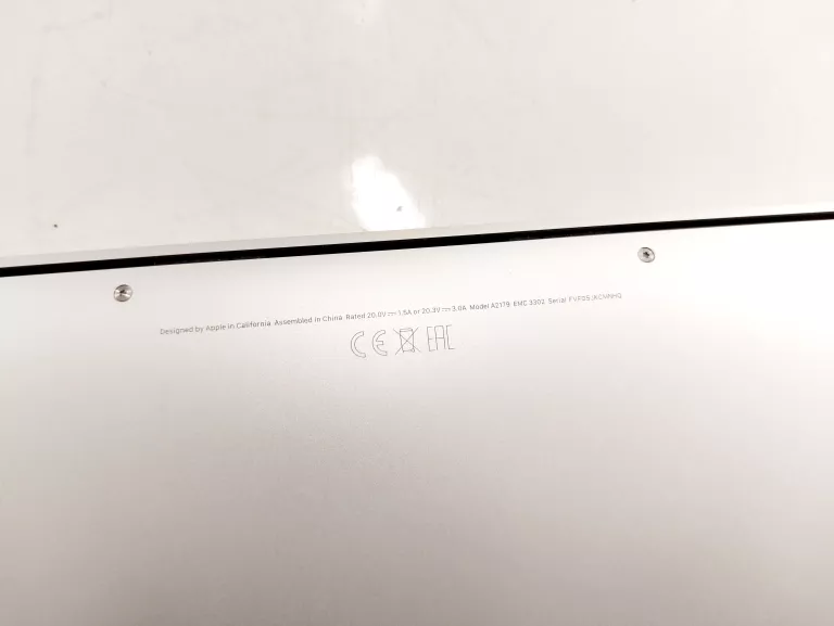 laptop-macbook-air-2020-a2179-13-intel-core-i3-8-gb-256-gb-a2179-typ-dysku-twardego-128550-2