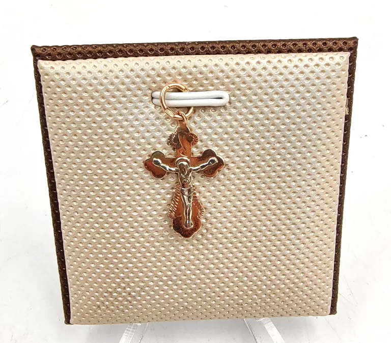 delikatna-zlota-zawieszka-krzyzyk-585078g-i-armii-wojska-polskiego-10e-kolobrzeg