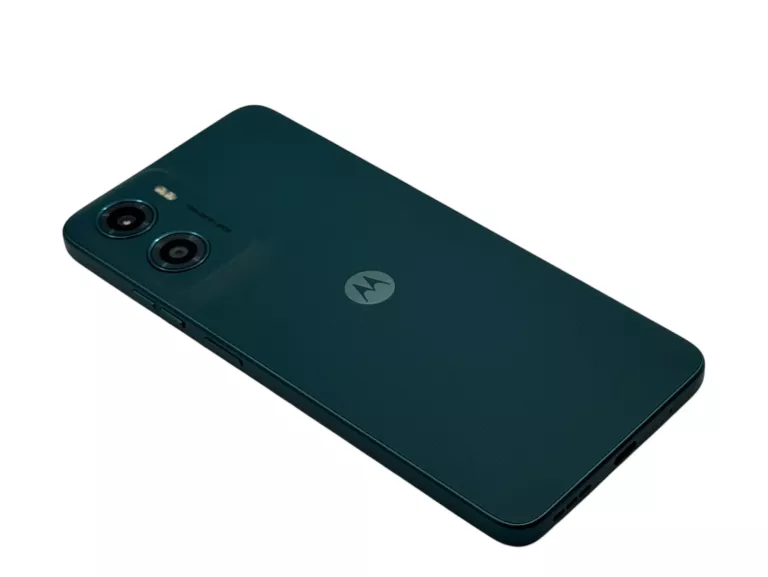 TELEFON MOTOROLA MOTO G05 8/128GB 6,67'' 90HZ ZIELONY - OPIS