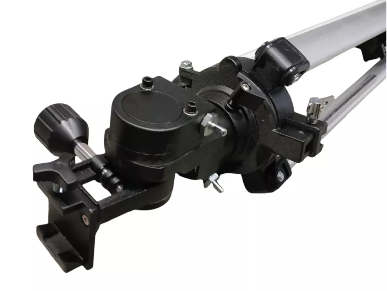 TELESKOP ASTRONOMICZNY LUNETA OPTICON SKY NAVIGATOR 70F700EQ