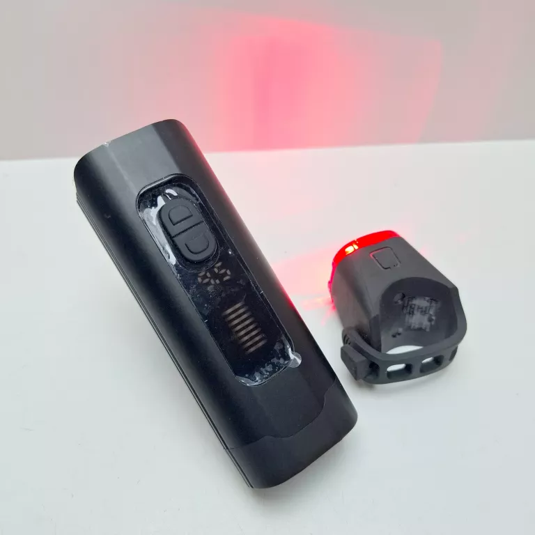 OŚWIETLENIE ROWEROWE RAWLINK 3207237 1000 LM AKUMULATOR