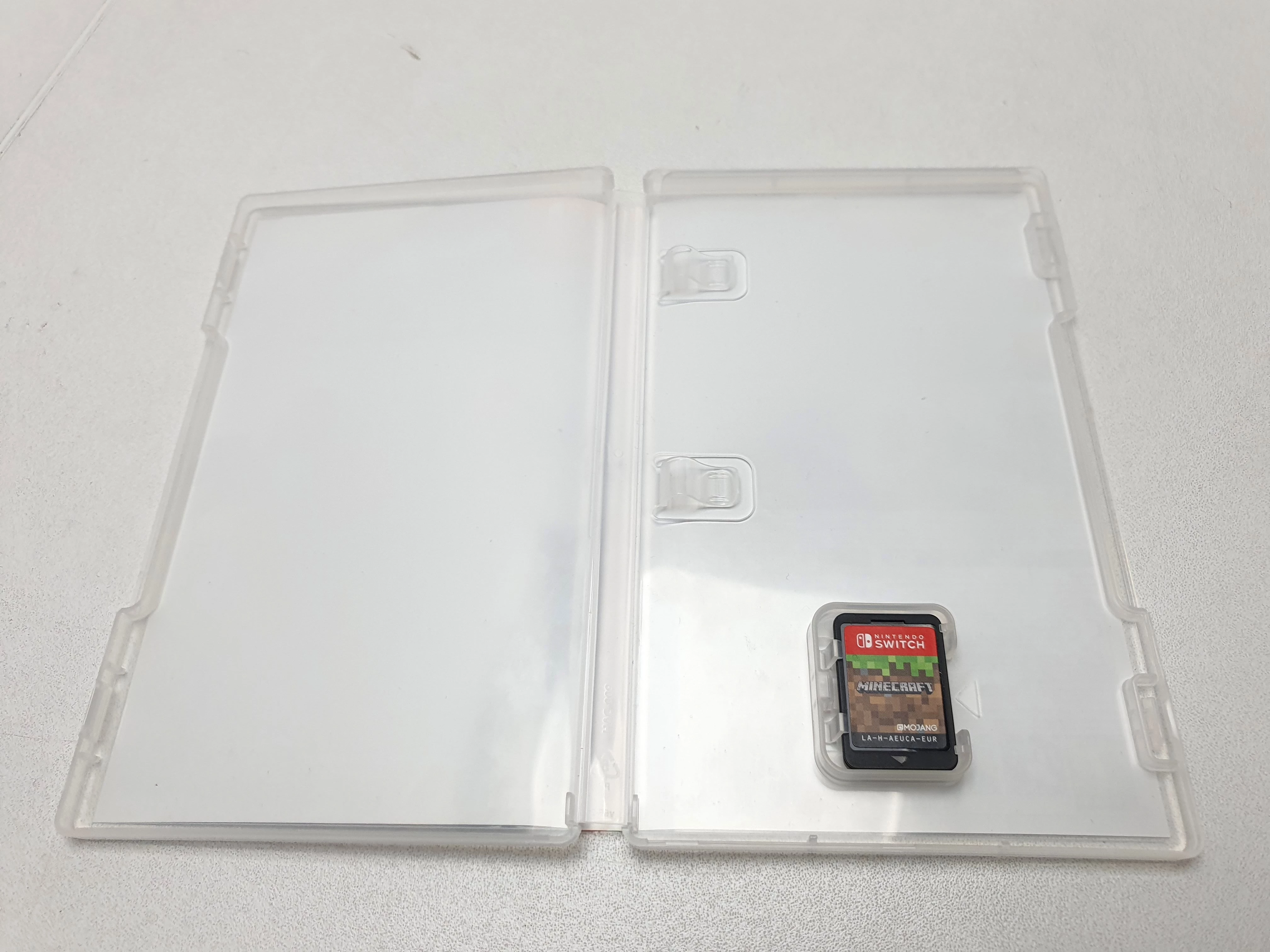 gra-nintendo-switch-minecraft-stan-11323-2