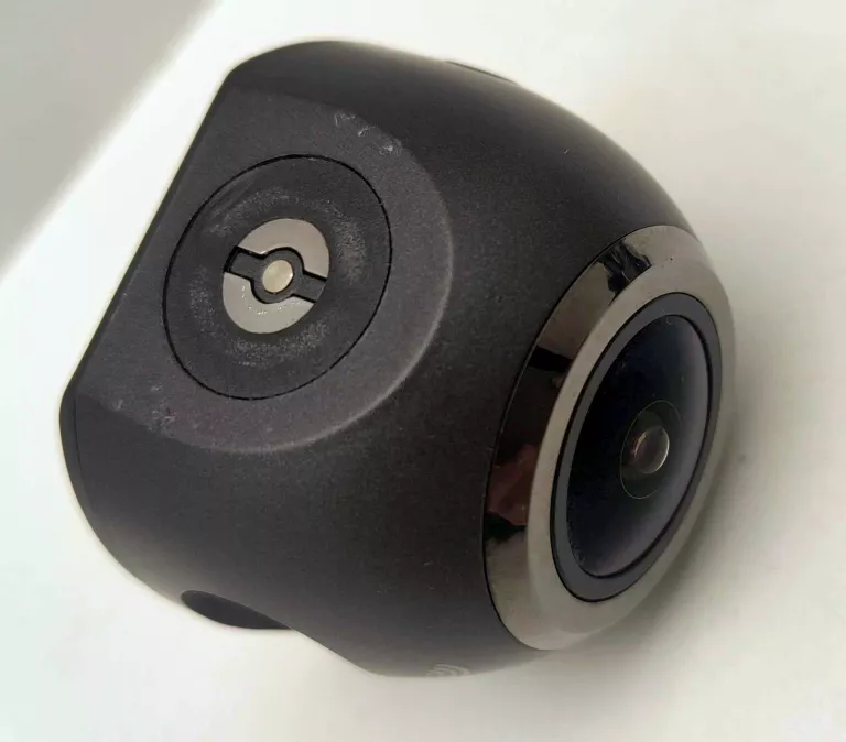 kamera-samochodowa-becker-ber19010209-kabel-zasilacz-samochodowy-karta-pamieci-w-zestawie-129781-5