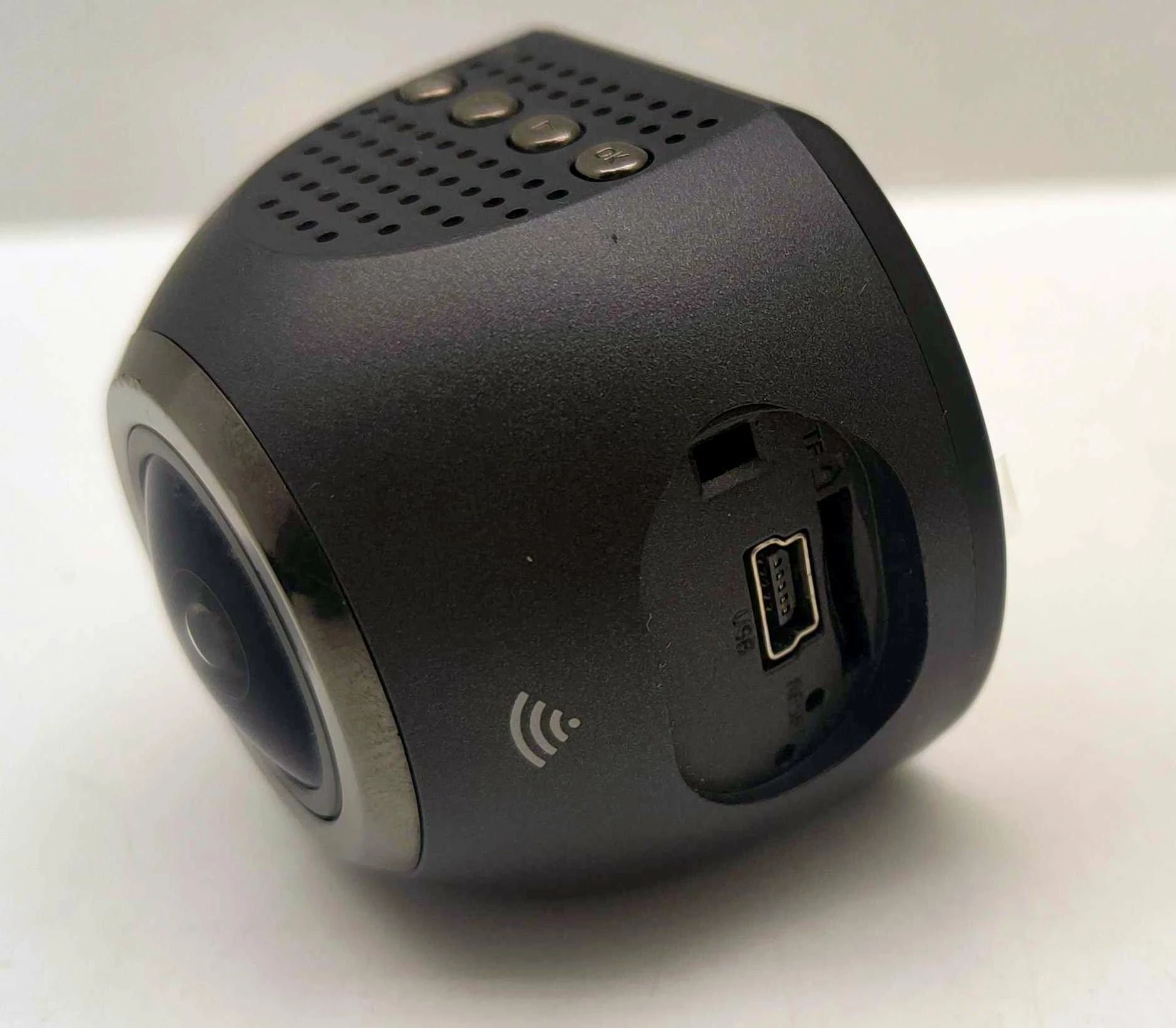 kamera-samochodowa-becker-ber19010209-kabel-zasilacz-samochodowy-jakosc-zapisu-23351-2