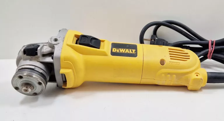 SZLIFIERKA KĄTOWA DEWALT D28139