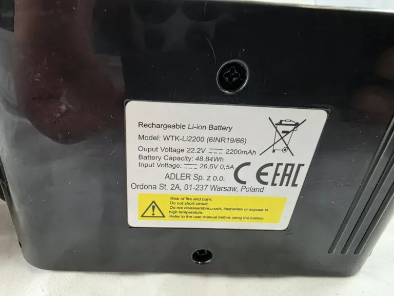 ODKURZACZ RĘCZNY ADLER WTK-LI2200 + AKCESORIA+ ŁADOWARKA