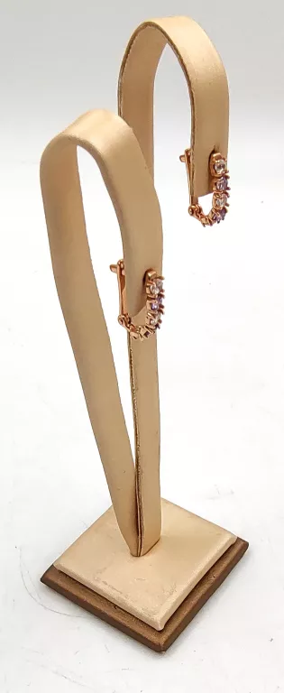 delikatne-zlote-kolczyki-z-bialymi-i-fioletowymi-kamieniami-130g585-rodzaj-2205-2