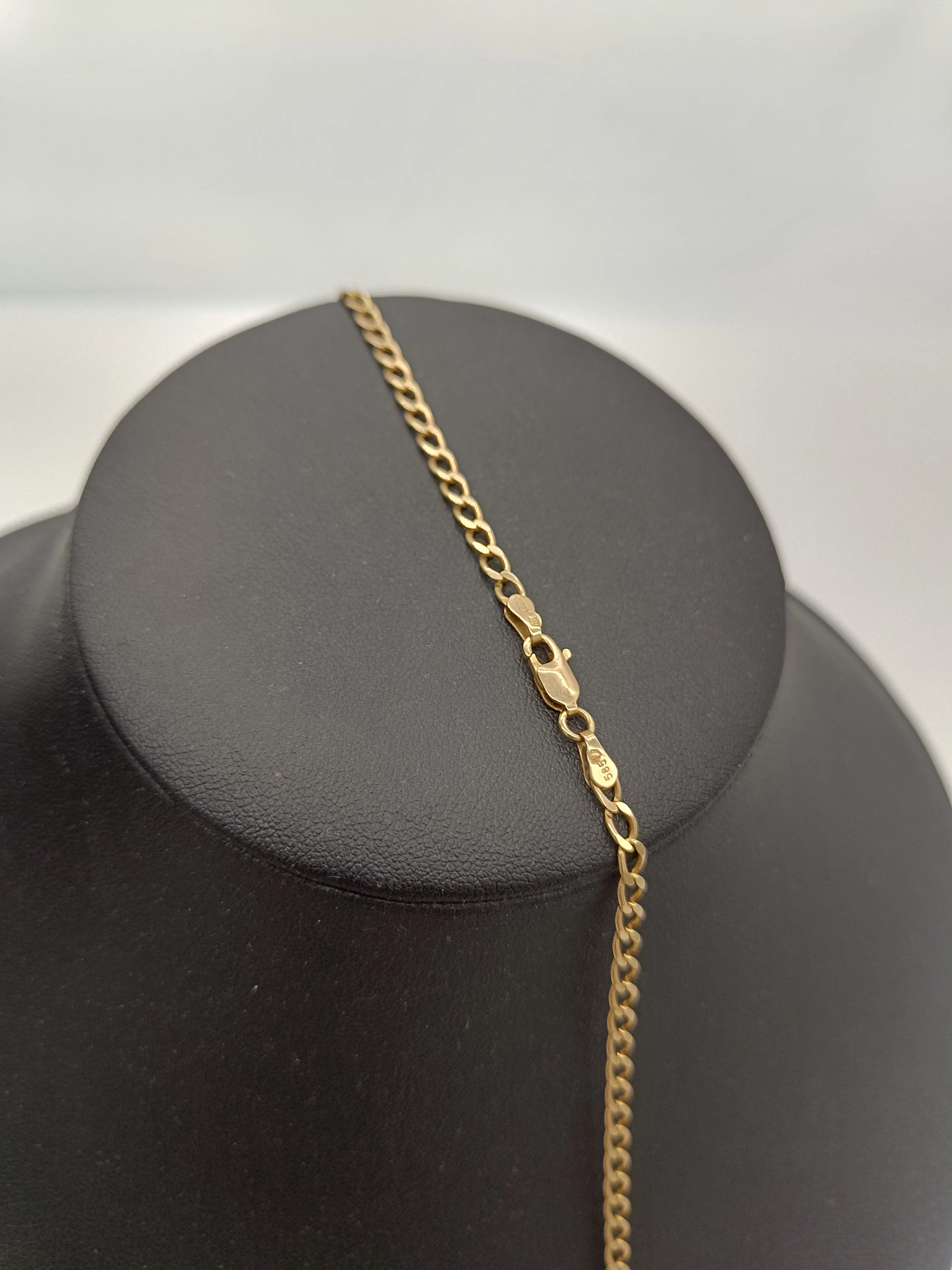 wyrob-jubilerski-uzywany-zloty-lancuszek-984-585-material-15835-2