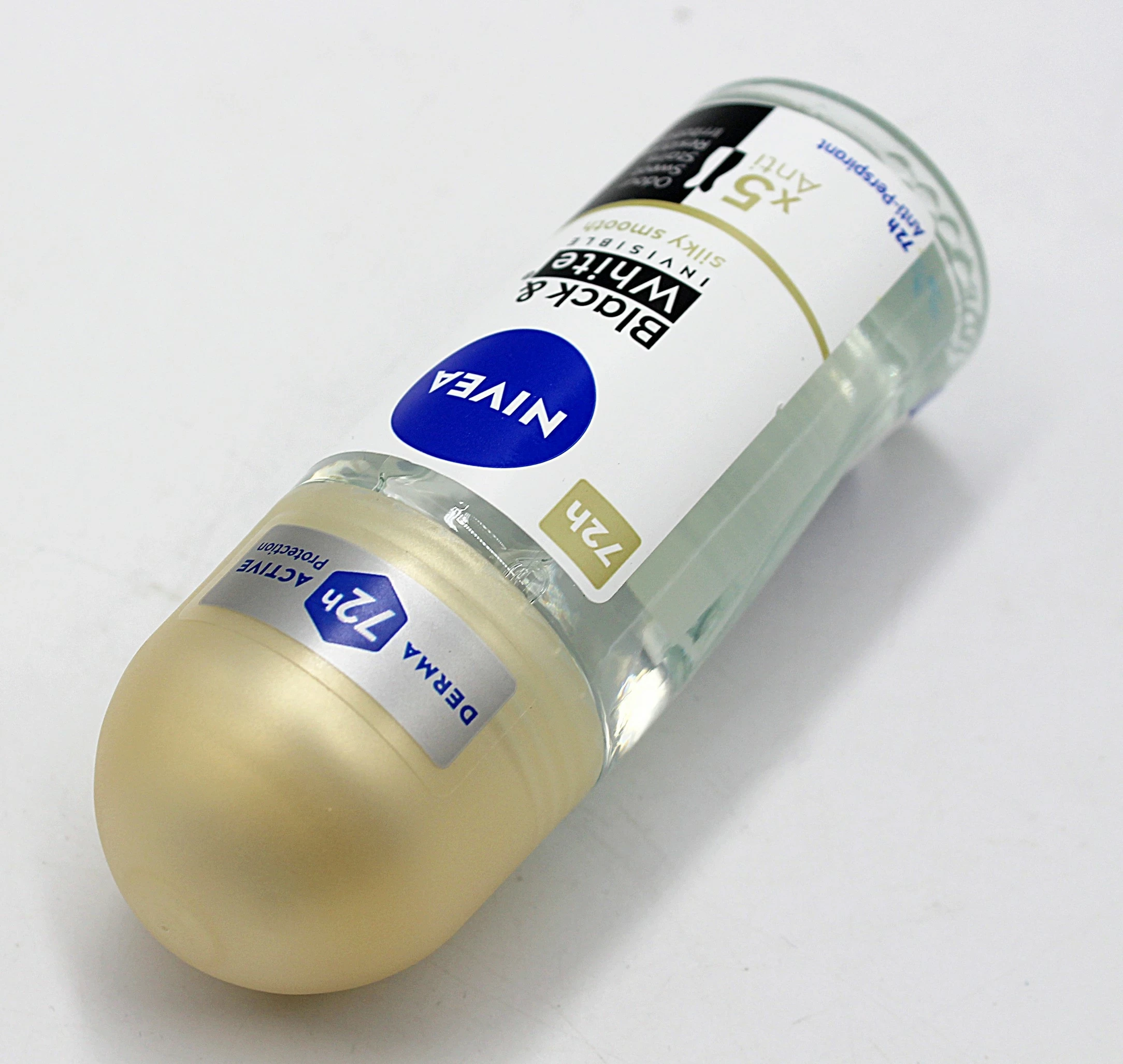 antyperspirant-w-kulce-nivea-blackwhite-invisible-silky-smooth-50ml-typ-226709-316885