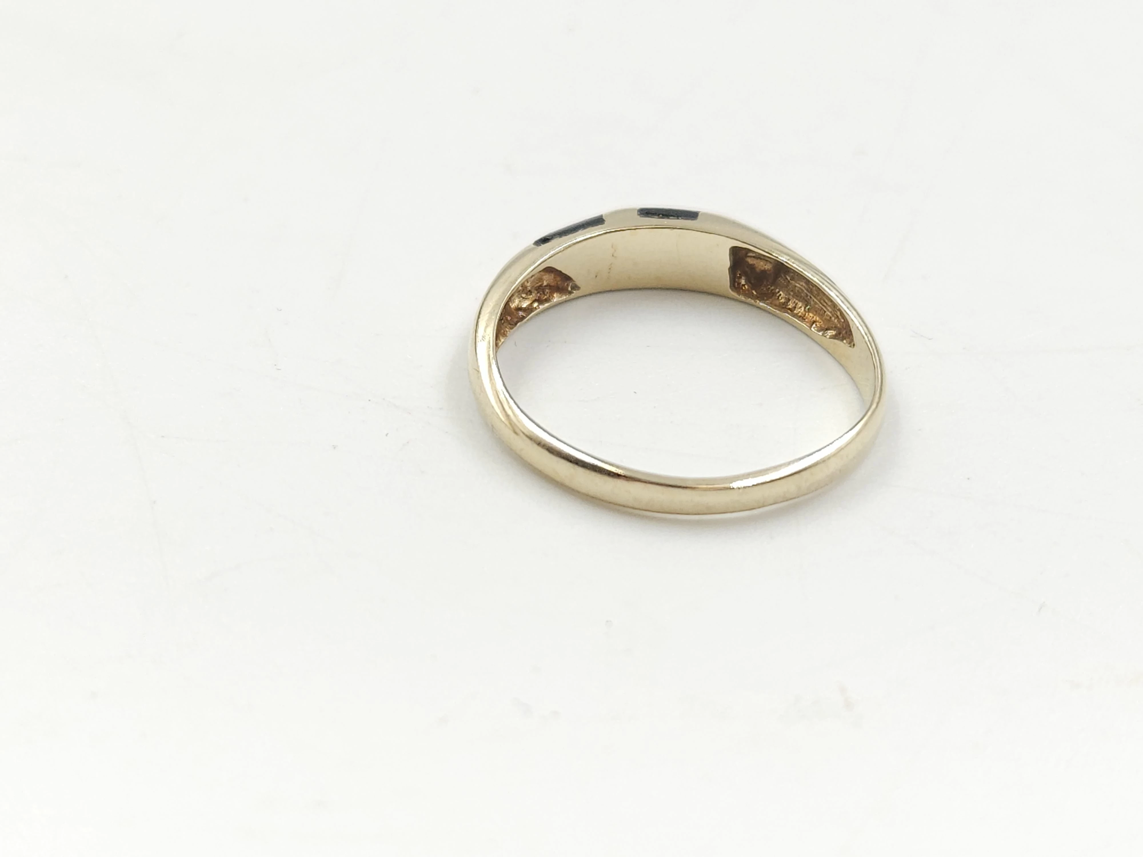 zloty-pierscionek-czarny-kamien-r12-183g-585-waga-183